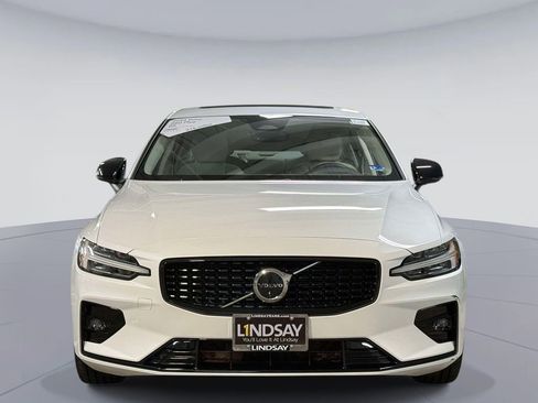 Used 2023 Volvo S60 B5 Plus w/ Protection Package Premier FWD image 8