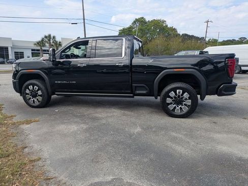 New 2026 GMC Sierra 2500 Denali w/ Denali Reserve Package AWD/4WD image 9