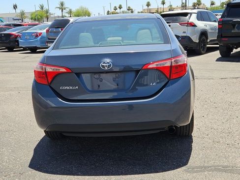 Used 2017 Toyota Corolla LE w/ Carpet Mat Package (TMS) FWD image 4