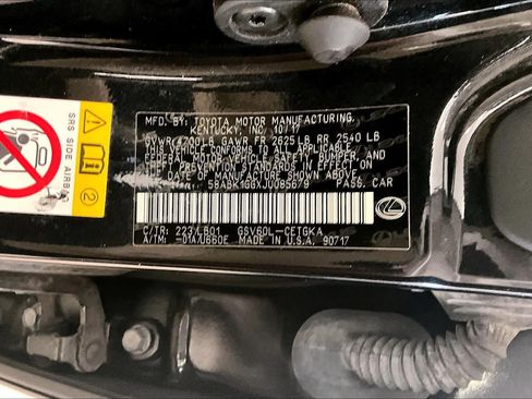 Used 2018 Lexus ES 350 w/ Luxury Package w/Wood Trim FWD image 31