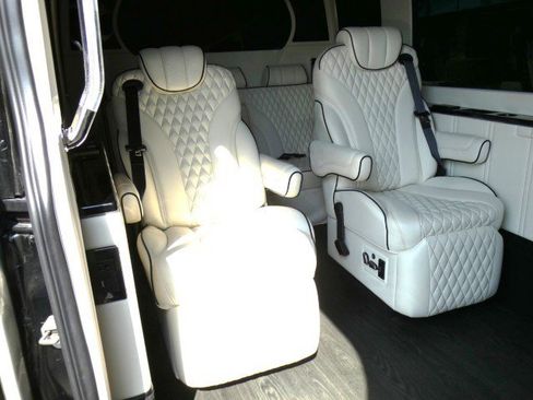 Used 2019 Mercedes-Benz Sprinter 170 image 19