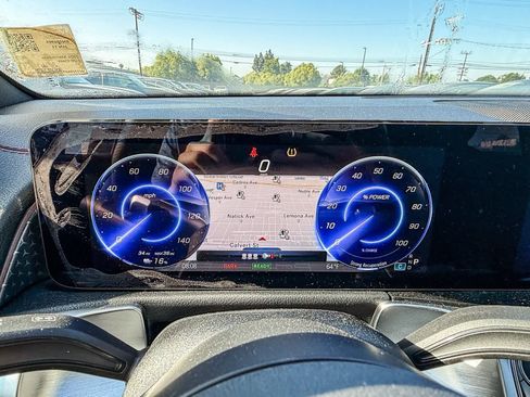 Used 2024 Mercedes-Benz EQB 350 4MATIC SUV image 25