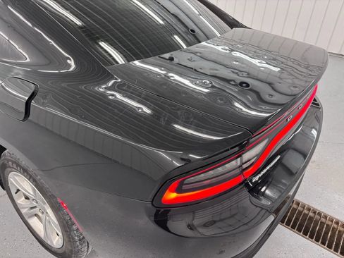 Used 2020 Dodge Charger SXT RWD image 22