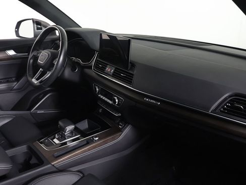 Used 2023 Audi Q5 2.0T Premium Plus w/ Premium Plus Package AWD/4WD image 31