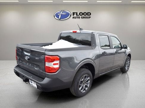 New 2026 Ford Maverick XLT image 2