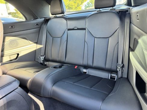 Used 2024 BMW 430i Convertible image 36