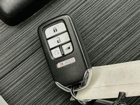 Used 2020 Honda Pilot EX-L image 24