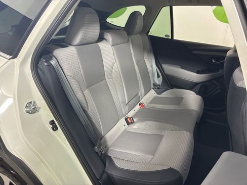 Used 2025 Subaru Outback Premium w/ Popular Package #1A image 30