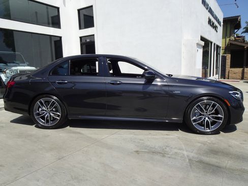 Used 2022 Mercedes-Benz E 53 AMG 4MATIC Sedan image 8