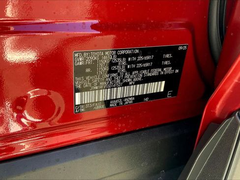 New 2025 Toyota RAV4 XLE image 22