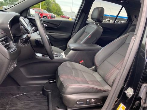 Used 2023 Chevrolet Equinox RS w/ LPO, Floor Liner Package FWD image 16