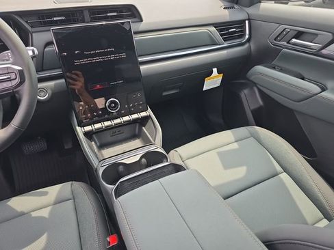 New 2026 GMC Terrain AT4 w/ Convenience Package III image 10