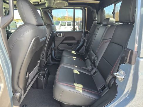 New 2026 Jeep Gladiator Rubicon image 9