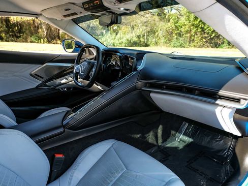 Used 2023 Chevrolet Corvette Z06 image 14