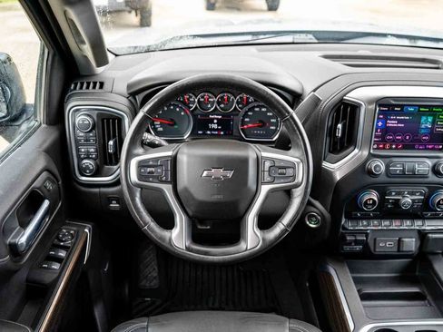 Used 2020 Chevrolet Silverado 1500 RST w/ Texas Edition AWD/4WD image 24