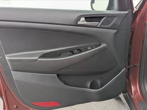Used 2019 Hyundai Tucson SE FWD image 13