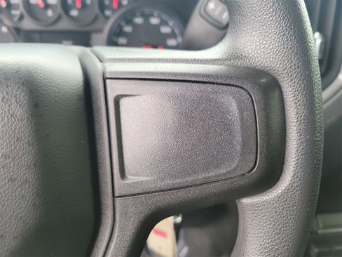 Used 2020 Chevrolet Silverado 2500 Custom w/ Custom Value Package image 23