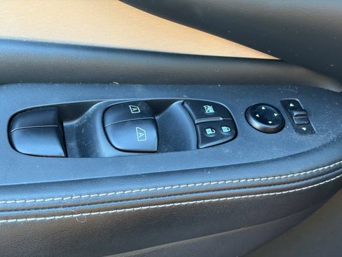 Certified 2020 Nissan Murano SV w/ Cargo Package image 10