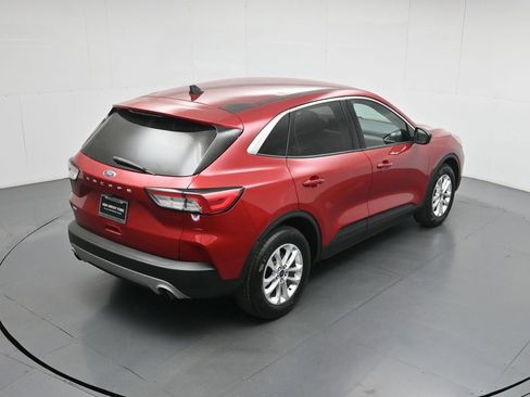 Used 2022 Ford Escape SE image 42