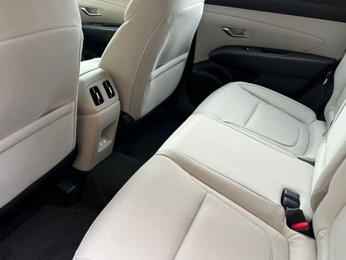 New 2026 Hyundai Tucson Blue SE image 10