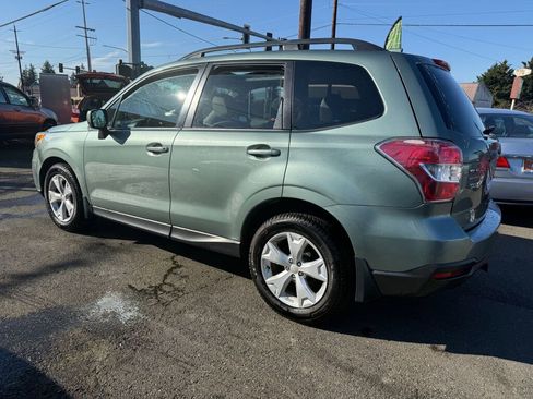 Used 2016 Subaru Forester 2.5i Premium w/ All-Weather Package image 3