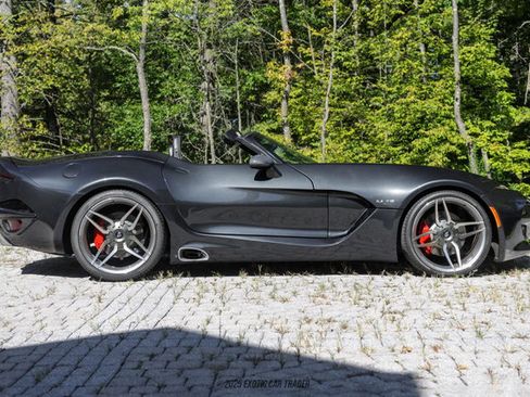 Used 2014 SRT Viper GTS w/ GTS Laguna Interior Package image 9
