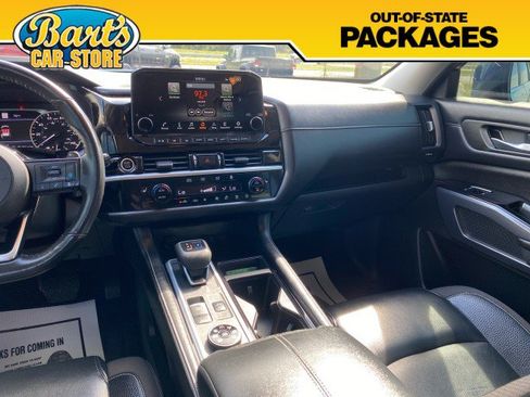 Used 2022 Nissan Pathfinder SL AWD/4WD image 24