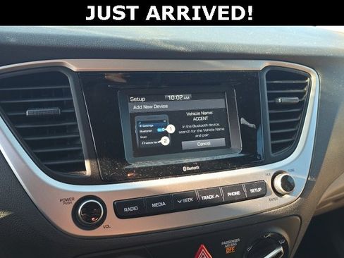 Used 2022 Hyundai Accent SE image 15