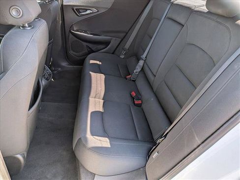 Used 2021 Chevrolet Malibu LT FWD image 18