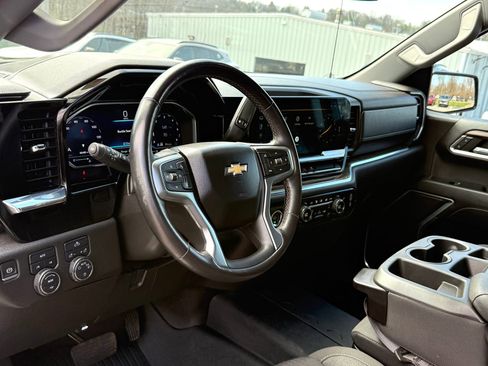 Certified 2023 Chevrolet Silverado 1500 LT image 20