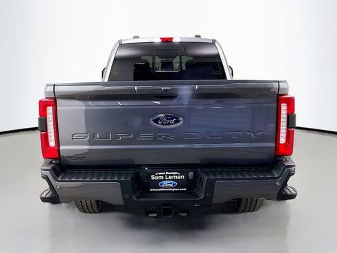 Used 2023 Ford F250 Lariat w/ Lariat Ultimate Package AWD/4WD image 6