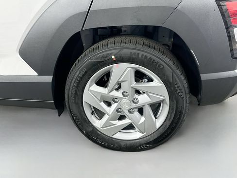 New 2026 Hyundai Kona SE FWD image 21