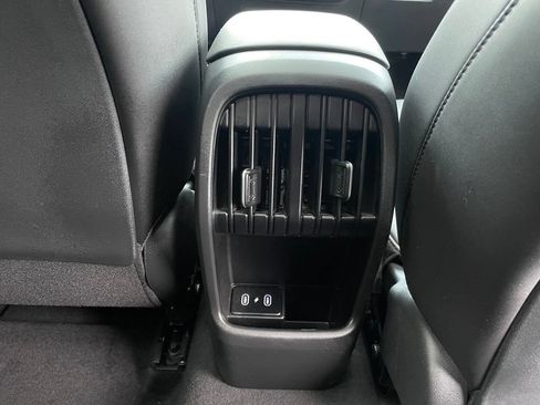 Used 2024 Hyundai Kona Limited AWD/4WD image 37