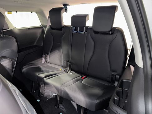 New 2026 Kia Carnival SX Prestige FWD image 25