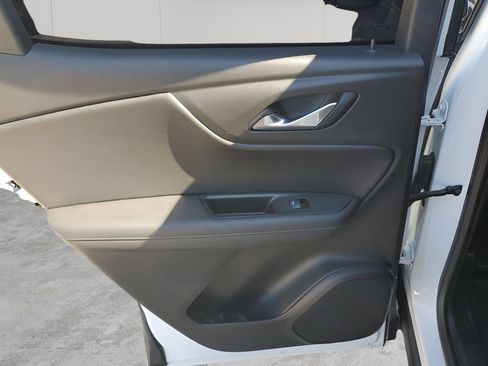 Used 2021 Chevrolet Blazer LT image 17