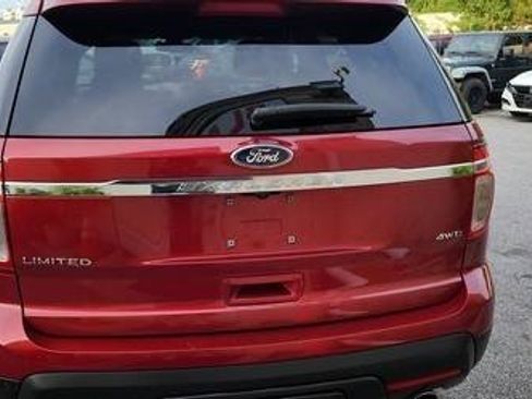 Used 2014 Ford Explorer Limited w/ Equipment Group 302A AWD/4WD image 6