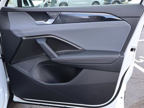 New 2026 Volkswagen Tiguan SE image 27