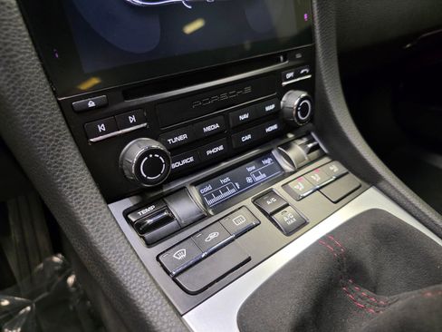 Used 2017 Porsche 718 Cayman RWD image 26