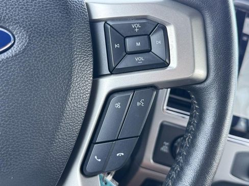 Used 2022 Ford F250 Lariat w/ Chrome Package AWD/4WD image 18