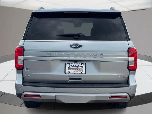 Used 2024 Ford Expedition Max XLT RWD image 4