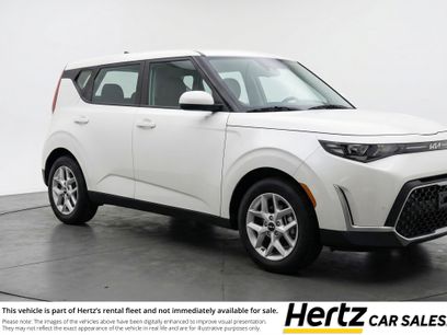 Used 2025 Kia Soul LX w/ LX Technology Package