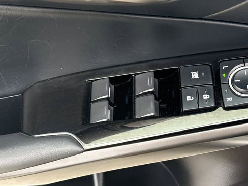 Used 2021 Lexus IS 300 w/ Comfort Package RWD image 13