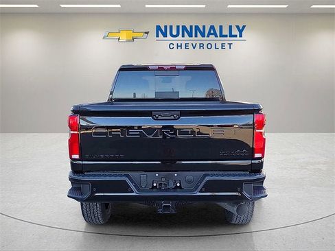 New 2026 Chevrolet Silverado 2500 High Country w/ Midnight Edition image 4