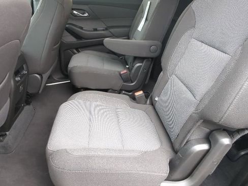 Used 2023 Chevrolet Traverse LT FWD image 22