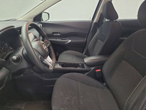 Used 2024 Nissan Kicks SV image 17