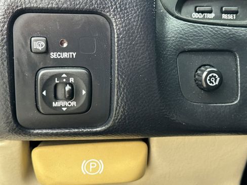 Used 2006 Lexus SC 430 Convertible image 27