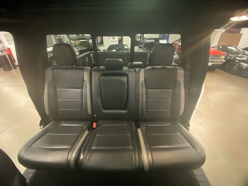 Used 2018 Ford F150 Raptor w/ Equipment Group 802A Luxury image 12