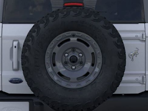 New 2025 Ford Bronco Outer Banks w/ Sasquatch Package image 24