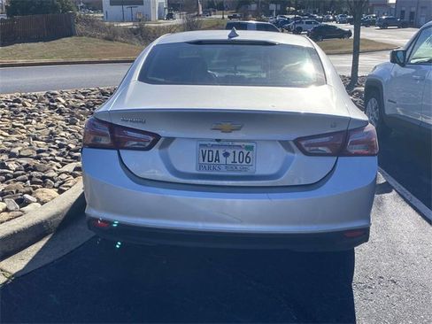 Used 2020 Chevrolet Malibu LT image 8