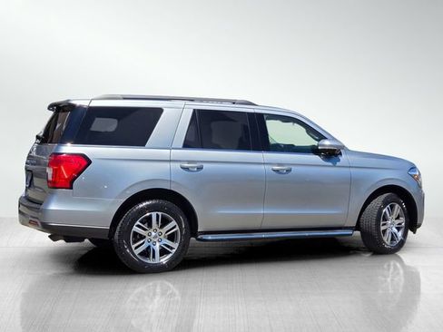 Certified 2023 Ford Expedition XLT AWD/4WD image 3